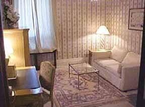Clarion Inn & Suites Belleville Esterno foto